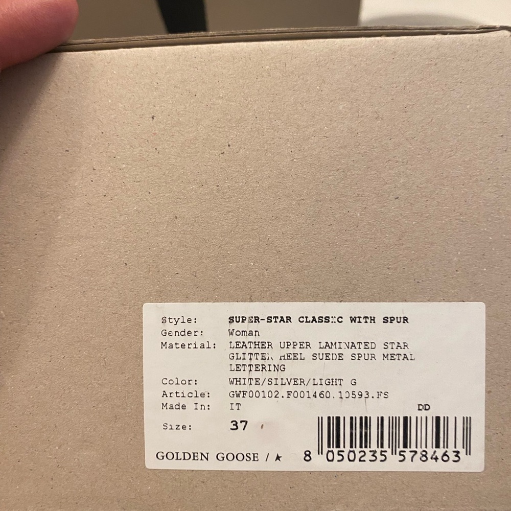 Women’s Golden Goose limited edition shoes - Picture 6 of 6